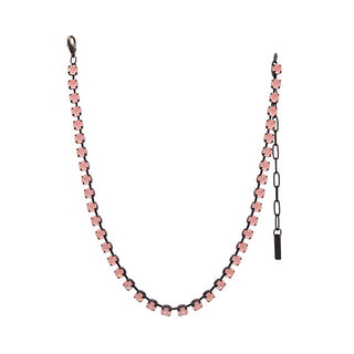 Sarina Necklace in Smutt / Flamingo Ignite