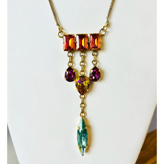 Buzy Necklace