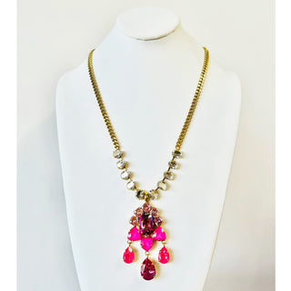 Sarette Necklace in Pink