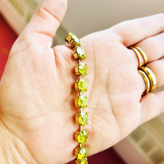 Vanessa Necklace in Citrus Lime Champagne