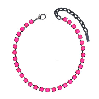 Oakland Electric Pink Necklace in Smutt